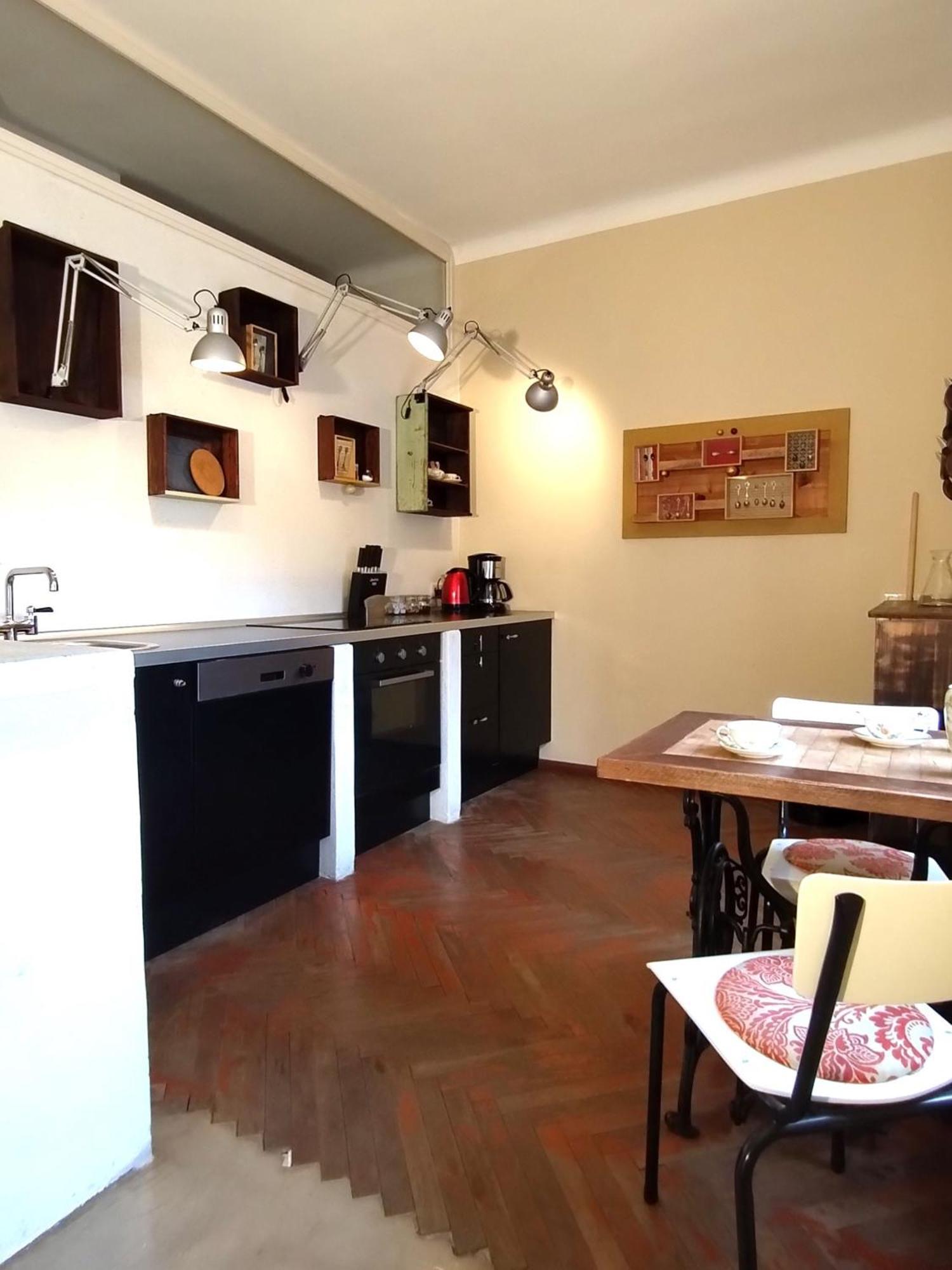 Altstadthaus Cityappartements Грац Екстериор снимка